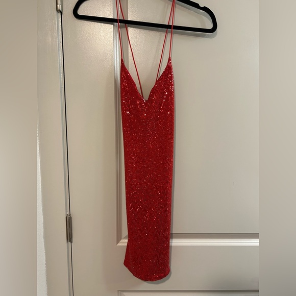 Windsor Dresses & Skirts - Windsor Dazzling Red Backless Dress